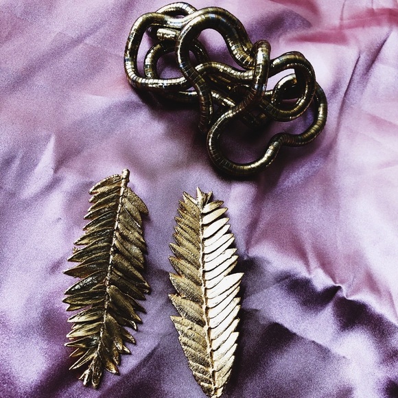 4inch Handmade Gold-Color Leaf Earrings & Bracelet - Picture 4 of 4